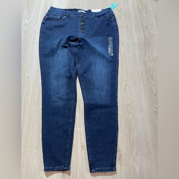 Maurices Limitless Jegging High Rise Stretch Button Fly Denim‎ XXL 22W 24W New - Picture 1 of 4